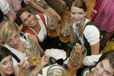 Τα αρνητικά πρωτοσέλιδα διώχνουν τους Γερμανούς τουρίστες - Φωτογραφία 1
