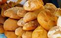 «Ποντικοί» κλέβουν ψωμί από αρτοποιείο στη Πάτρα