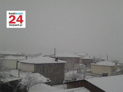 Συμβαίνει Tώρα - Έντονη χιονόπτωση στο Κωσταράζι Καστοριάς - Φωτογραφία 2