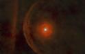 Άστρο του Ωρίωνα ετοιμάζεται για σύγκρουση με τείχος από σκόνη