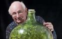 «Αθάνατο» φυτό ζει 40 χρόνια σε μπουκάλι χωρίς αέρα και νερό! - Φωτογραφία 2