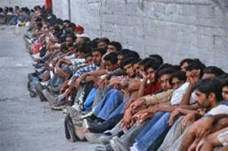 Ζουμ της Deutsche Welle στις διαδρομές της παράνομης μετανάστευσης από την Τουρκία στην Πάτρα με 5.000 ευρώ το κεφάλι - Φωτογραφία 1