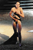 Ελληνίδες ηθοποιοί γυμνές στο σανίδι - Φωτογραφία 2