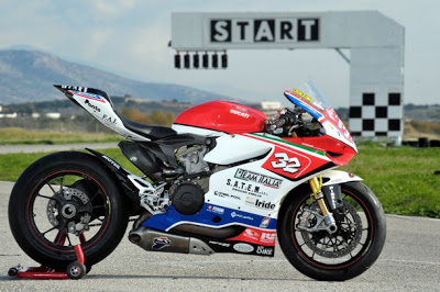 Διαθέσιμη η αγωνιστική Ducati Panigale 1199SSTK στην Ελλάδα! - Φωτογραφία 1