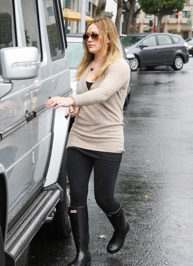 Hilary Duff: Shopping με τον δέκα μηνών γιο της (φωτό) - Φωτογραφία 9