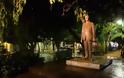 Πάτρα: Φωτίστηκε το άγαλμα του Ανδρέα Μιχαλακόπουλου - Φωτογραφία 4