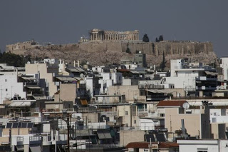 Πόσα θα πληρώσουν οι ιδιοκτήτες με το νέο φόρο ακινήτων - Φωτογραφία 1