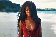 Η Rihanna έγινε αφίσα για τα νησιά Μπαρμπέιντος