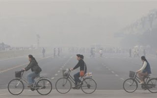 Πεκίνο: Έκτακτα μέτρα για την ατμοσφαιρική ρύπανση - Φωτογραφία 1
