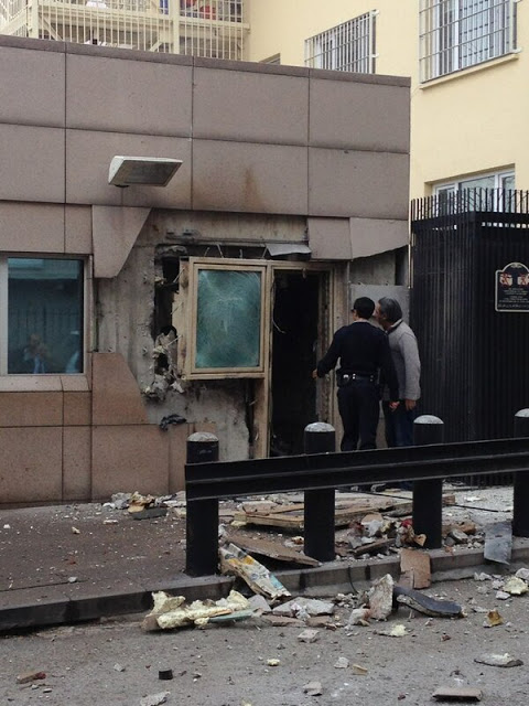 Πανικός στην Άγκυρα από έκρηξη στην πρεσβεία των ΗΠΑ (photo) - Φωτογραφία 1