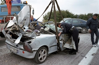 Η οδήγηση χωρίς σύνεση η κύρια αιτία των ατυχημάτων - Φωτογραφία 1