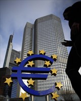 Στις «Συμπληγάδες» του ευρώ και του πετρελαίου η ελληνική οικονομία - Φωτογραφία 3