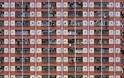 Χονγκ Κονγκ: Οι κάτοικοι ζουν σαν τα ποντίκια στην... κυριολεξία! - Φωτογραφία 2