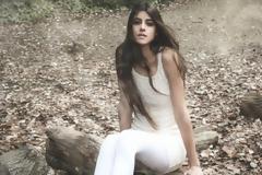 Demy: Φωτογραφίζεται στα λευκά και εξηγεί γιατί δεν θέλει να μιλάει για την σχέση της με τον Άκη!