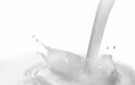 Είδη γάλακτος: πως ωφελούν τον οργανισμό & ποια είναι τα θετικά και αρνητικά
