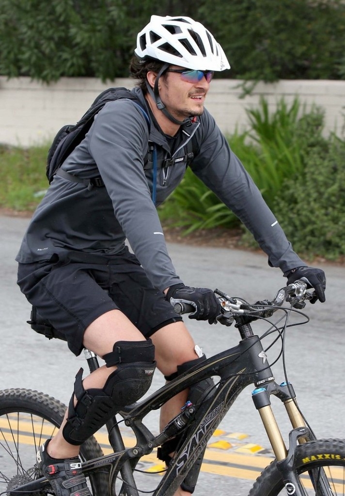 Orlando Bloom: Λάτρης της ποδηλασίας (φωτό) - Φωτογραφία 7