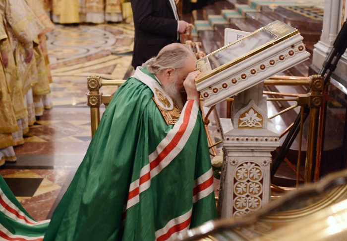 Εοστασμός με βυζαντινή μεγαλοπρέπεια 4 χρόνων στον θρόνο της Ρωσικής Εκκλησίας (ΦΩΤΟ+VIDEO)...!!! - Φωτογραφία 2