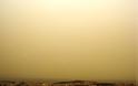 Η σκόνη της Σαχάρας «πνίγει» και την Πάτρα – Τι πρέπει να προσέχουν οι ευπαθείς ομάδες