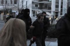 Με συνοδεία πάνοπλων ανδρών της ΕΚΑΜ στον Ευαγγελισμό ο Ανδρέας-Δημήτρης Μπουρζούκος - Δείτε φωτο