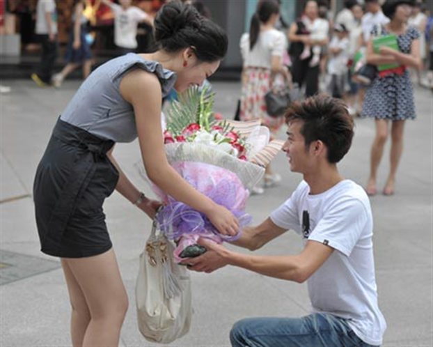 Η πίεση για γάμο οδηγεί τις Κινέζες σε... ενοικίαση συντρόφου, - Φωτογραφία 1