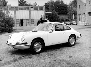 Έκλεισε τα 50 της χρόνια η Porsche 911 - Φωτογραφία 7