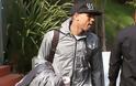 Rihanna: Στο πλευρό του Chris Brown για να αρθούν τα περιοριστικά μέτρα εναντίον του - Φωτογραφία 8