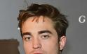 Μπαίνει φαντάρος ο Robert Pattinson; Γιατί ξυρίστηκε το αγόρι; - Φωτογραφία 2