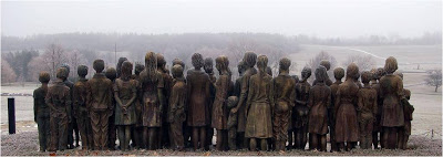 Τα παιδιά του Lidice επέστρεψαν σπίτι τους - Φωτογραφία 6