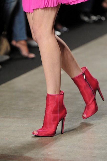 Fashion trend: Ψηλοτάκουνα booties - Φωτογραφία 15