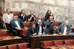 Άθλιο φωτομοντάζ και μαύρη προπαγάνδα κατά της Χρυσής Αυγής