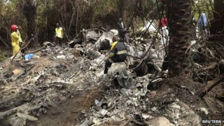 Έντεκα νεκροί από αεροπορικό δυστύχημα στη Λιβερία - Φωτογραφία 1