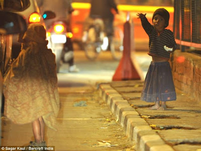 Σπαρακτικό: Παιδάκια σκλάβοι στην Ινδία για 3,5£! - Φωτογραφία 7