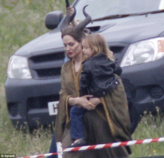 Η πιο ακριβοπληρωμένη 4χρονη είναι η κόρη της A. Jolie, Viviene! - Φωτογραφία 2