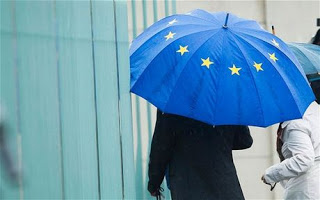 Reuters: Η ευρωζώνη βγαίνει σταδιακά από την ύφεση - Φωτογραφία 1