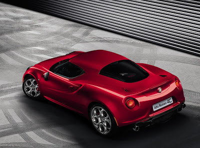 Παγκόσμια πρεμιέρα: Alfa Romeo 4C - Φωτογραφία 3