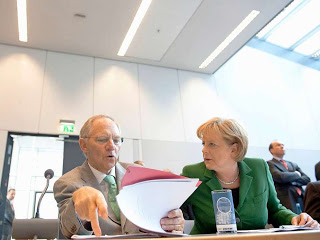 Σάλος στη Γερμανία για τις δηλώσεις Στουρνάρα περί νέου κουρέματος του ελληνικού χρέους - Φωτογραφία 1