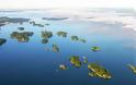 ΔΕΙΤΕ: Πράσινος παράδεισος στη λίμνη με τα 1000 νησιά! - Φωτογραφία 11