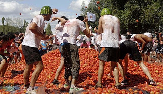 Βίντεο: Ο πόλεμος της ντομάτας στη Χιλή - Φωτογραφία 1
