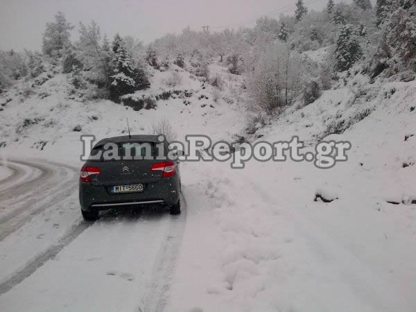 Λαμία: Με αλυσίδες για Καρπενήσι - Φωτογραφία 2