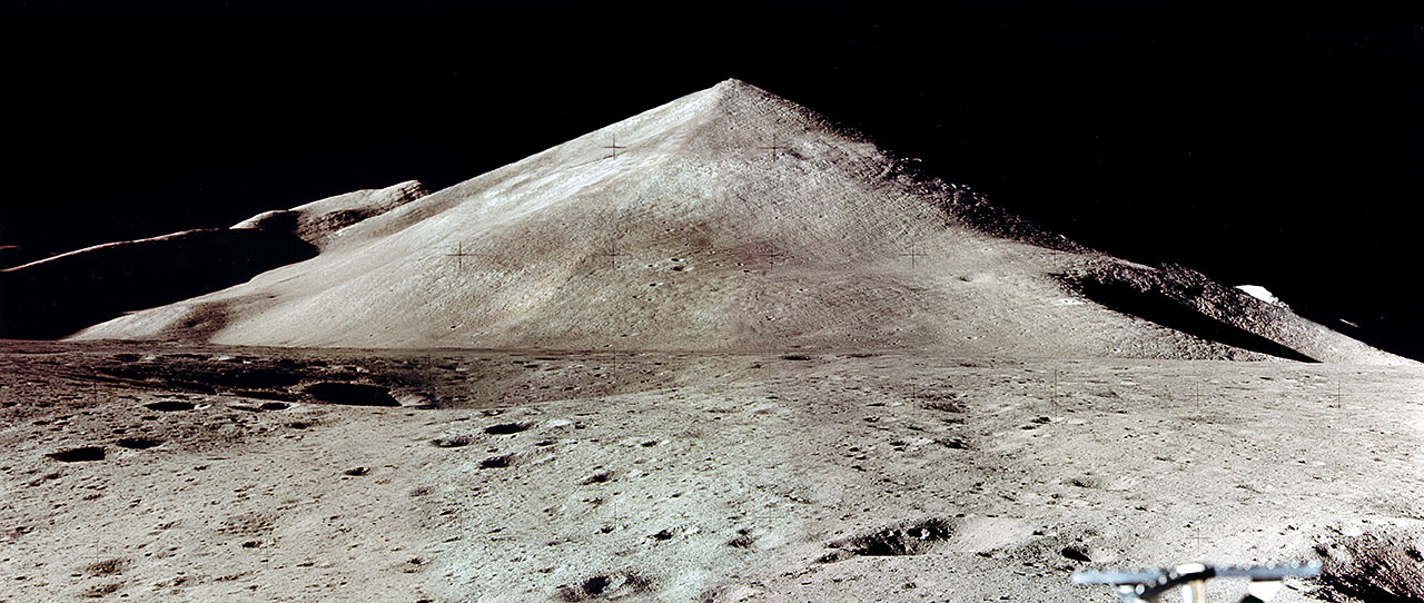 Φωτογραφίες από αρχαίο πολιτισμό στην Σελήνη δημοσίευσε πρώην στέλεχος της NASA - Φωτογραφία 7