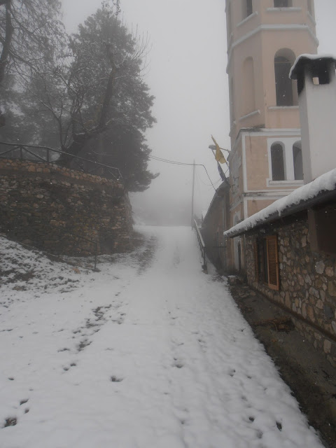 Πανέμορφες φωτογραφίες από το χιονισμένο Παλιό Κωσταράζι Καστοριάς! - Φωτογραφία 8