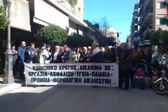 Πάτρα: Ολοκληρώθηκαν οι πορείες ενάντια στα μέτρα λιτότητας - Χιλιάδες διαδηλωτές βγήκαν στους δρόμους