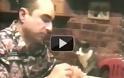 Γάτα που ξέρει τη νοηματική γλώσσα! (Video)