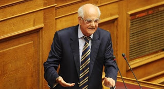 Απ. Κακλαμάνης: «Περιφερόμενος μπιζιμπόντης» ο υπουργός Οικονομικών Γ. Στουρνάρας - Φωτογραφία 1