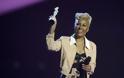 Brit Awards 2013: Όλα όσα έγιναν στην απονομή και οι νικητές της βραδιάς! Φωτογραφίες - Φωτογραφία 7