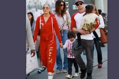 Jennifer Lopez: Για ψώνια με τον Casper Smart και τα παιδιά της(φωτό)