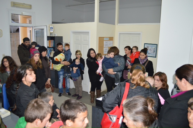 Γιώργος Πατούλης: Δίπλα στους κατοίκους και τα ανασφάλιστα παιδιά της Λέρου! (Φωτογραφίες) - Φωτογραφία 4