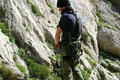 Άσκηση της Μονάδας Εφέδρων Καταδρομών Μ.Ε.Κ. στον βράχο Γ των Ειδικών Δυνάμεων