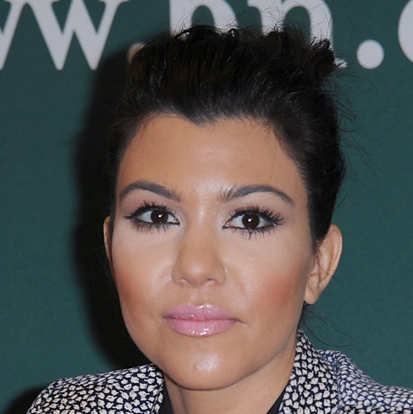 20 beauty looks της Kourtney Kardashian - Φωτογραφία 15