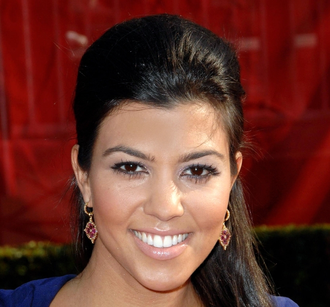 20 beauty looks της Kourtney Kardashian - Φωτογραφία 4